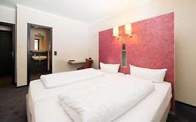 Hotel Topas An Der Messe - Frankfurt City